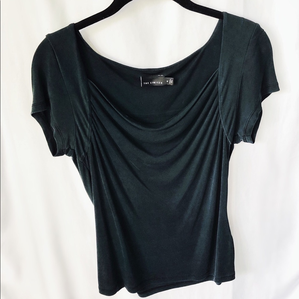 classy black t-shirt